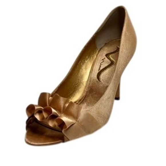 Nina Beige Satin Peep-Toe Heels Formal Ruffle Glam Party Womens 9 Cocktail Dress - Picture 2 of 15